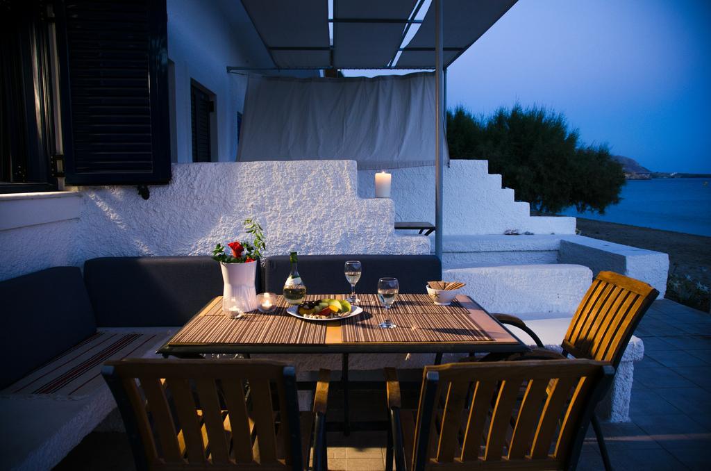 Yialos Studios-Apartments Makrýgialos Екстериор снимка